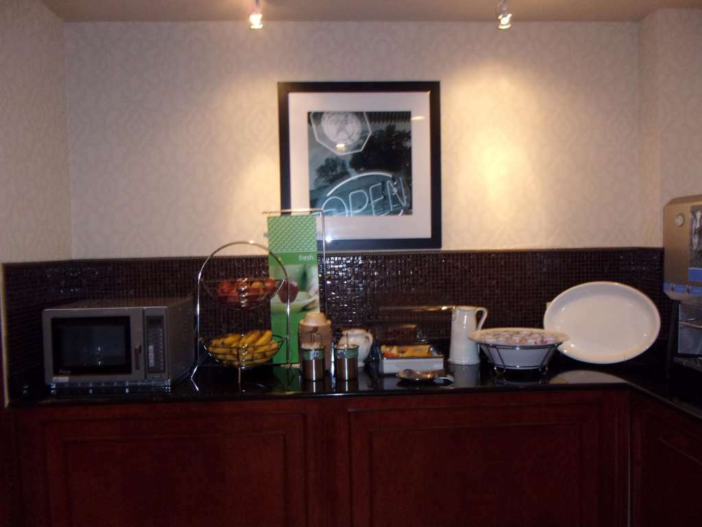 Hampton Inn & Suites Bolingbrook Restoran fotoğraf